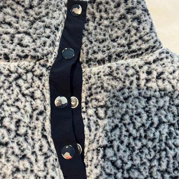 Fleece pullover - Picture 2 of 3